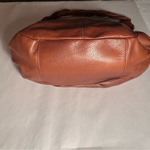 B. MAKOWSKY Brown LEATHER SATCHEL HANDBAG WITH Twisted STRAP SHOULDER PURSE - Picture 5 of 16